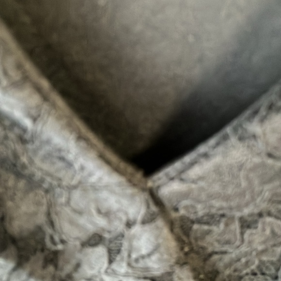 Cable & Gauge black lace wrap, front top - Picture 9 of 11